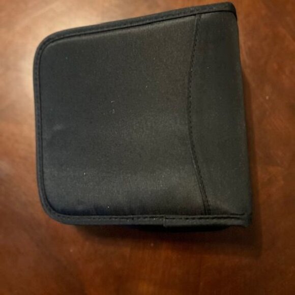 Black Zippered Travel essential oil Organizer With Multiple Pockets aroma ready - Picture 2 of 10